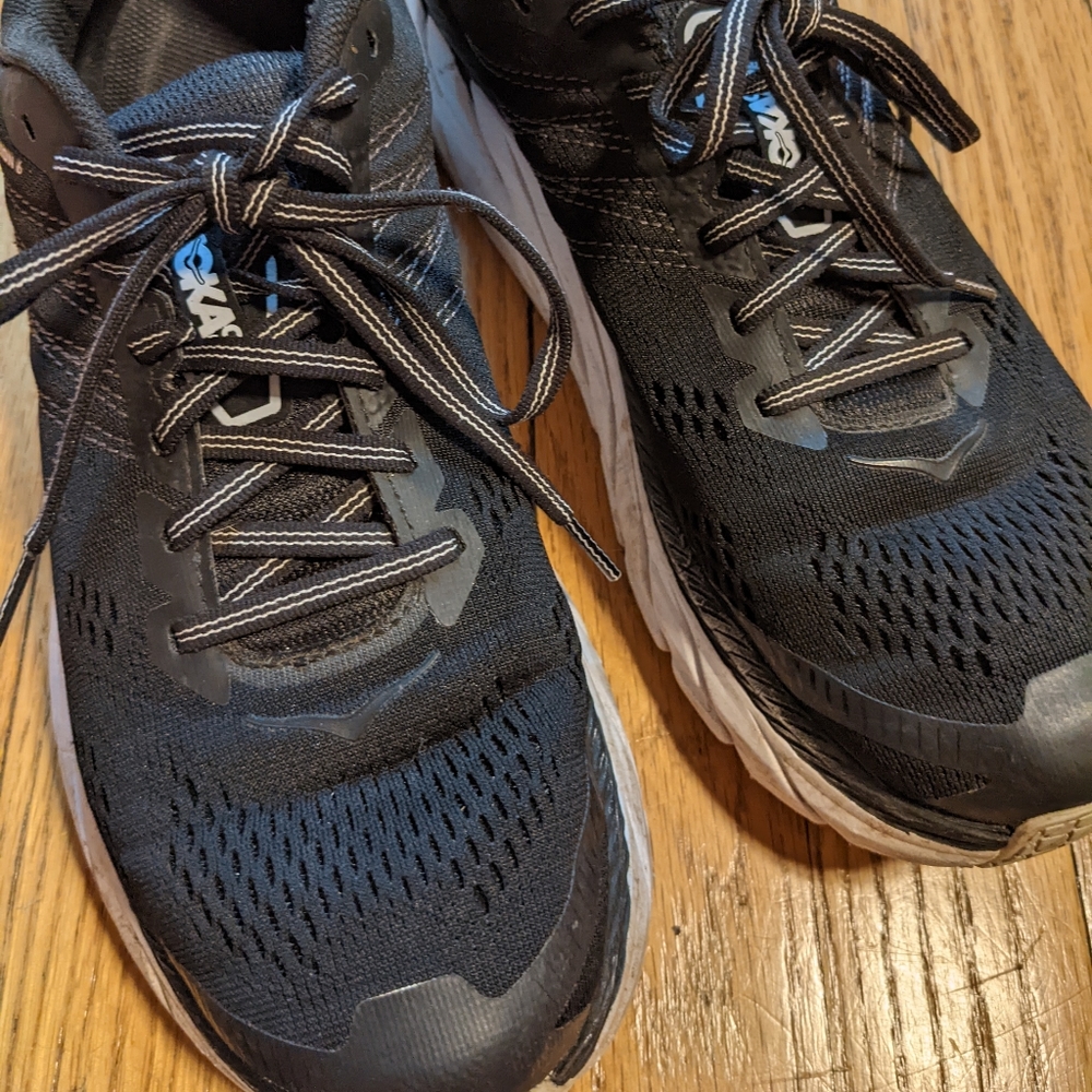 Hoka Clifton 6 running shoes